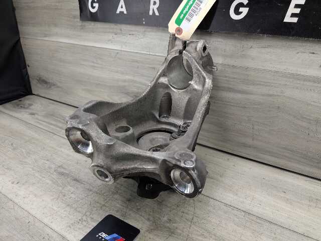 OEM BMW G20 G22 G23 330 M340 FRONT Left Driver Hub Spindle Knuckle Bearing RWD