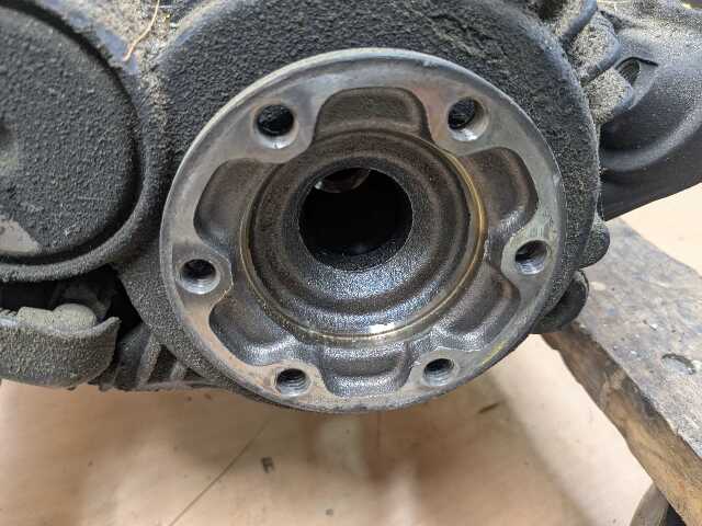 10-14 OEM BMW E70 E71 X5M X6M Rear Diff Differential Axle Carrier 3.91