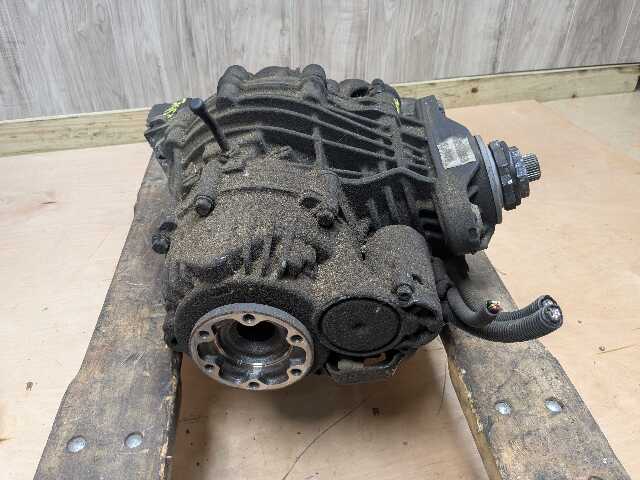 10-14 OEM BMW E70 E71 X5M X6M Rear Diff Differential Axle Carrier 3.91