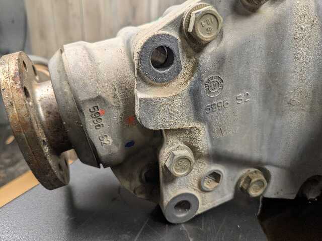 18-21 OEM BMW G01 G02 X3 X4 xDrive Front Differential Axle Gearbox Carrier 3.38