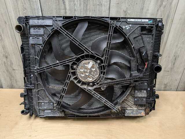 OEM BMW G20 G22 G26 G42 330 430 B46 Radiator Condenser Cooling Fan Assembly 500W
