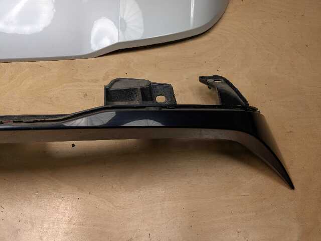 18-23 OEM BMW G01 X3 Rear Liftgate Trunk Roof Wing Spoiler Brake Light White A96