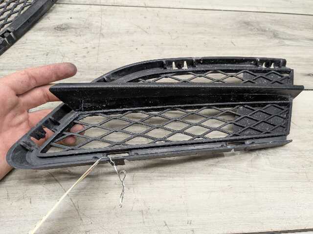 09-11 OEM BMW E90 E91 LCI Front Left Right Center Lower Bumper Grills SET