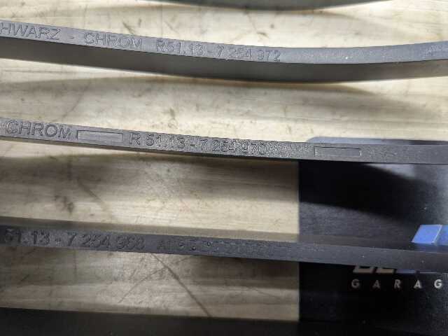11-13 OEM BMW E92 E93 328 335 LCI Front Upper Bumper Kidney Grilles Black SET