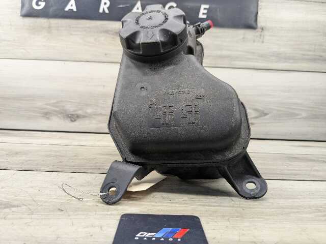 06-13 OEM BMW E82 E88 E90 E92 E93 Coolant Water Expansion Tank Bottle Reservoir