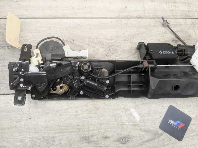 07-20 OEM BMW E93 F33 F83 M4 Convertible Trunk Lid Lock Latch Mechanism Assembly