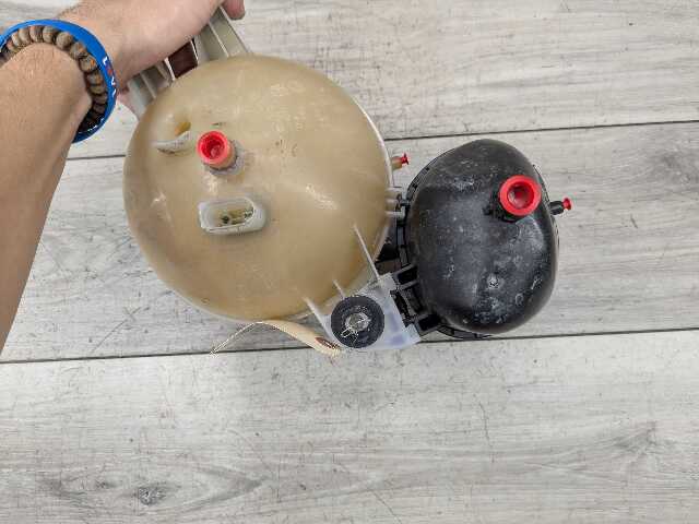 OEM BMW F97 F98 G01 G02 X3 X4 Radiator Coolant Expansion Reservoir Tank SET