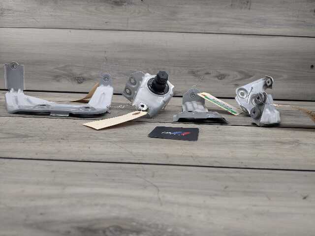 18-24 OEM BMW G01 G02 F97 X3 X4 Left Driver Side Fender Wing Holder Bracket SET