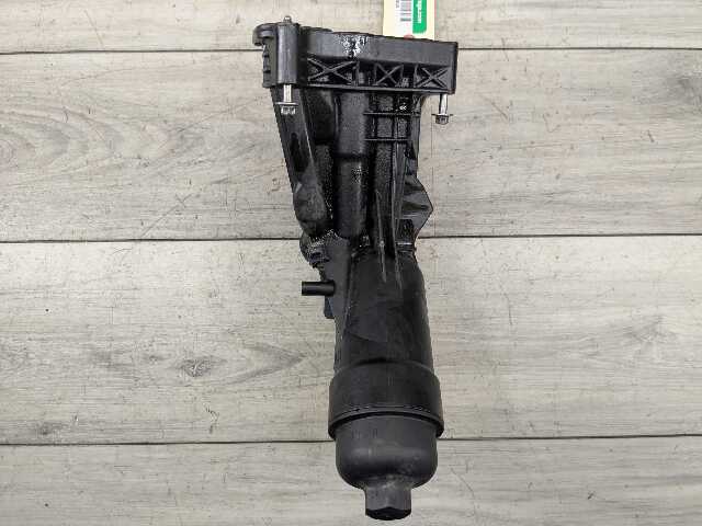 16-20 OEM BMW F22 F30 F32 F36 G01 G30 X3 330 430 Engine B46 Oil Filter Housing