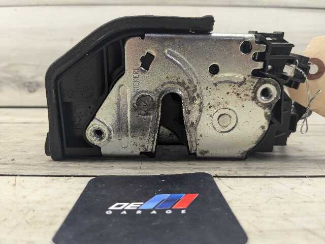 OEM BMW E82 E90 F22 F30 F80 F82 FRONT Right Passenger Door Lock Latch Actuator
