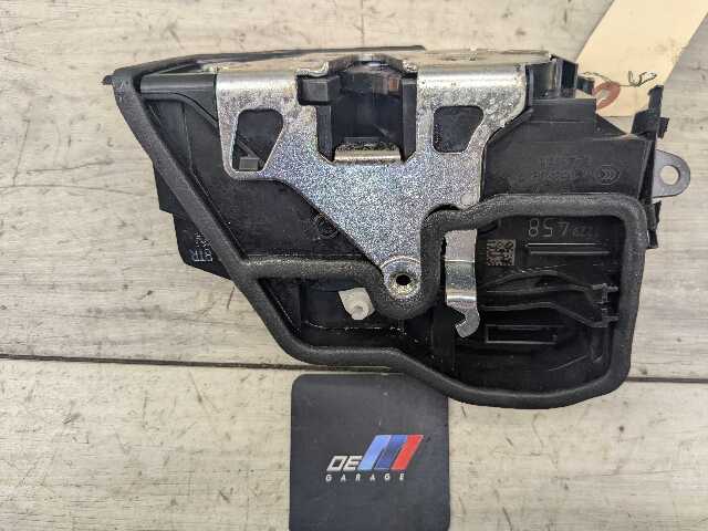 OEM BMW E82 E90 F22 F30 F80 F82 FRONT Right Passenger Door Lock Latch Actuator