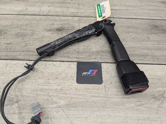 OEM BMW E82 E84 E88 E89 E90 E92 Front Left Driver Seat Belt Buckle Tensioner