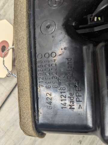 07-13 OEM BMW E92 328 335 Coupe Interior Central Console Rear Vent