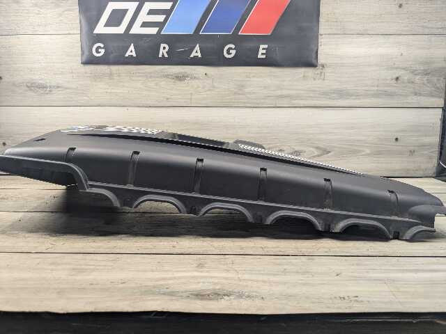OEM BMW E60 E82 E84 E88 E89 E90 E92 E93 Engine N52 Motor Cover Head Covering