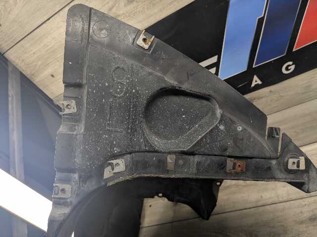 09-11 OEM BMW E90 328 335 LCI Front Left Driver Fender Liner Wheel Splash Shield