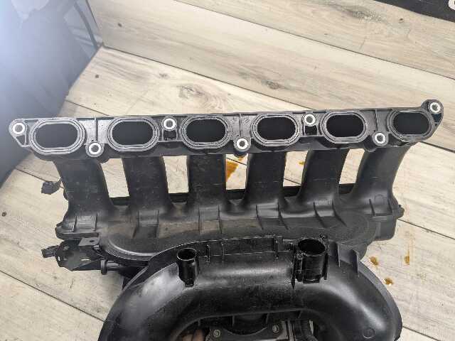 OEM BMW E70 E82 E88 E90 E92 E93 Engine N52 Intake Manifold w/ Throttle Body