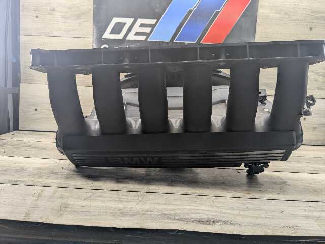 OEM BMW E70 E82 E88 E90 E92 E93 Engine N52 Intake Manifold w/ Throttle Body