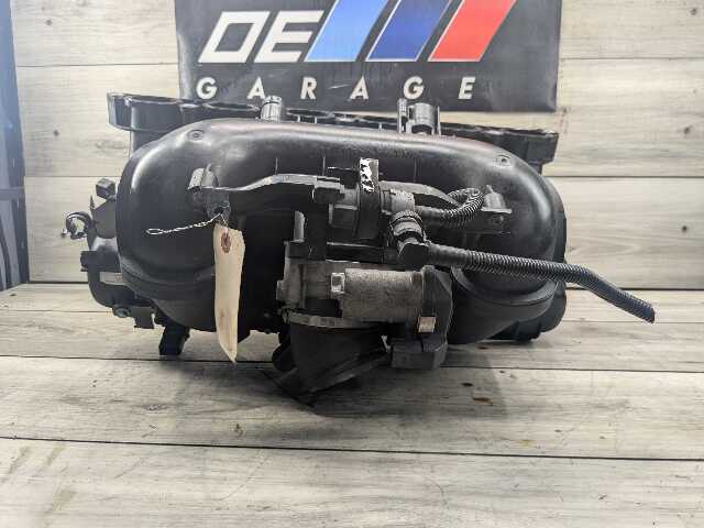 OEM BMW E70 E82 E88 E90 E92 E93 Engine N52 Intake Manifold w/ Throttle Body