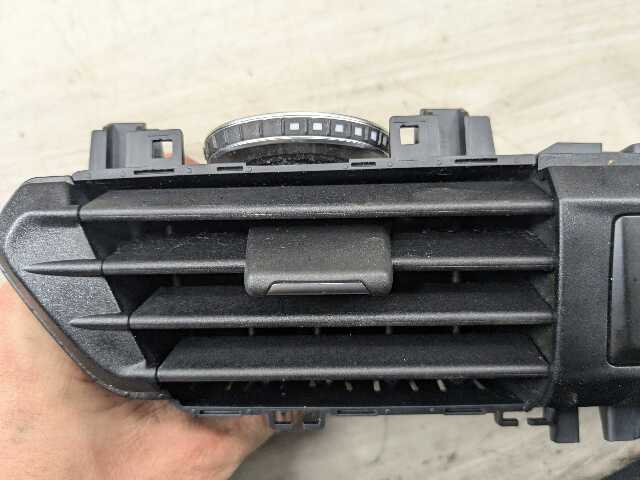 18-21 OEM BMW G01 G02 F97 F98 X3 X4 X3M X4M Dashboard AC Air Vent Center Grille