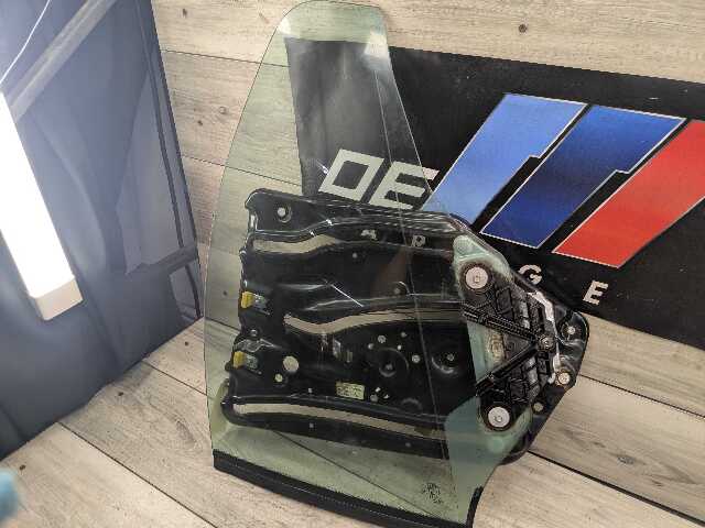 07-13 OEM BMW E93 328 335 Convertible Rear LEFT Driver Window Lift Regulator