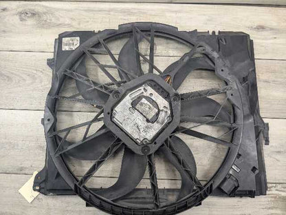 07-13 OEM BMW E82 E88 E90 E92 E93 N52 Radiator Cooling Auxiliary Fan 600W