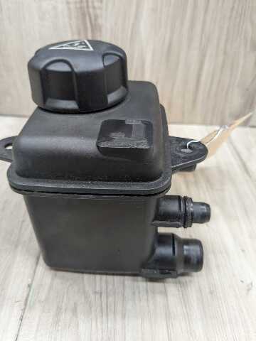OEM BMW E70 E71 X5M X6M Intercooler Coolant Reservoir Expansion Tank bottle