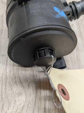 16-19 OEM BMW G11 G12 G30 M550 750 M760 Auxiliary Electric Coolant Water Pump