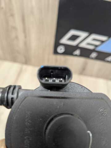 16-19 OEM BMW G11 G12 G30 M550 750 M760 Auxiliary Electric Coolant Water Pump