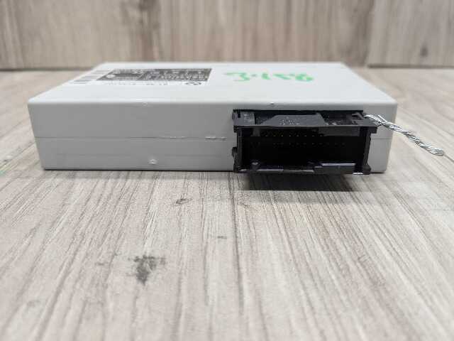 OEM BMW E60 E61 E63 E64 E70 E71 X5 X6 Keyless Entry Passive Go Control Module