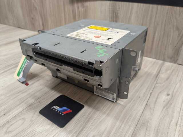 OEM BMW E70 E71 X5 X6 X5M X6M CIC Navigation CD Player Radio Head Unit HW 4.2