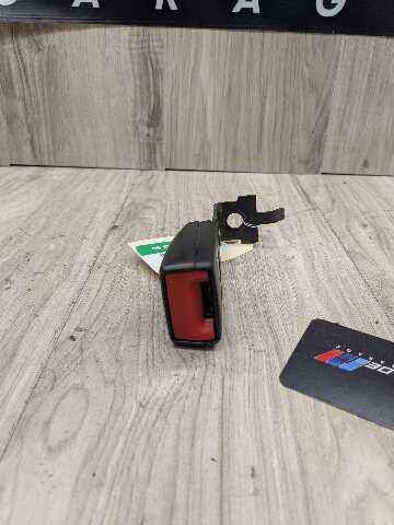 OEM BMW E70 E71 X5 X6 X5M X6M REAR Left or Right Seatbelt Seat Belt Strap Buckle