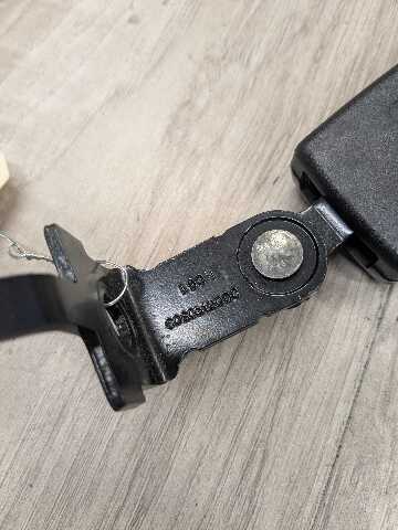 OEM BMW E70 E71 X5 X6 X5M X6M REAR Left or Right Seatbelt Seat Belt Strap Buckle