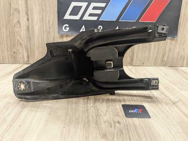 OEM BMW E70 E71 X5 X6 X5M X6M Front Right Passenger Fender Mount Support Bracket