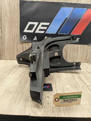 OEM BMW E70 E71 X5 X6 X5M X6M Front Left Driver Fender Mount Support Bracket