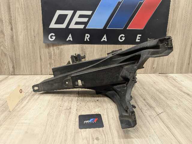 OEM BMW E70 E71 X5 X6 X5M X6M Front Left Driver Fender Mount Support Bracket