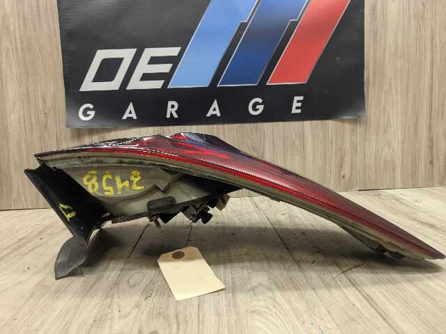 08-12 OEM BMW E71 X6 X6M PRE-LCI Rear Left Driver Outer Quarter Stop Tail Light