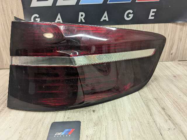 08-12 OEM BMW E71 X6 X6M PRE-LCI Right Passenger Outer Quarter Stop Tail Light