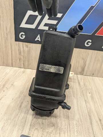 06-13 OEM BMW E90 E91 E92 E93 328 335 Radiator Coolant Bottle Reservoir Tank