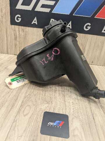 06-13 OEM BMW E90 E91 E92 E93 328 335 Radiator Coolant Bottle Reservoir Tank