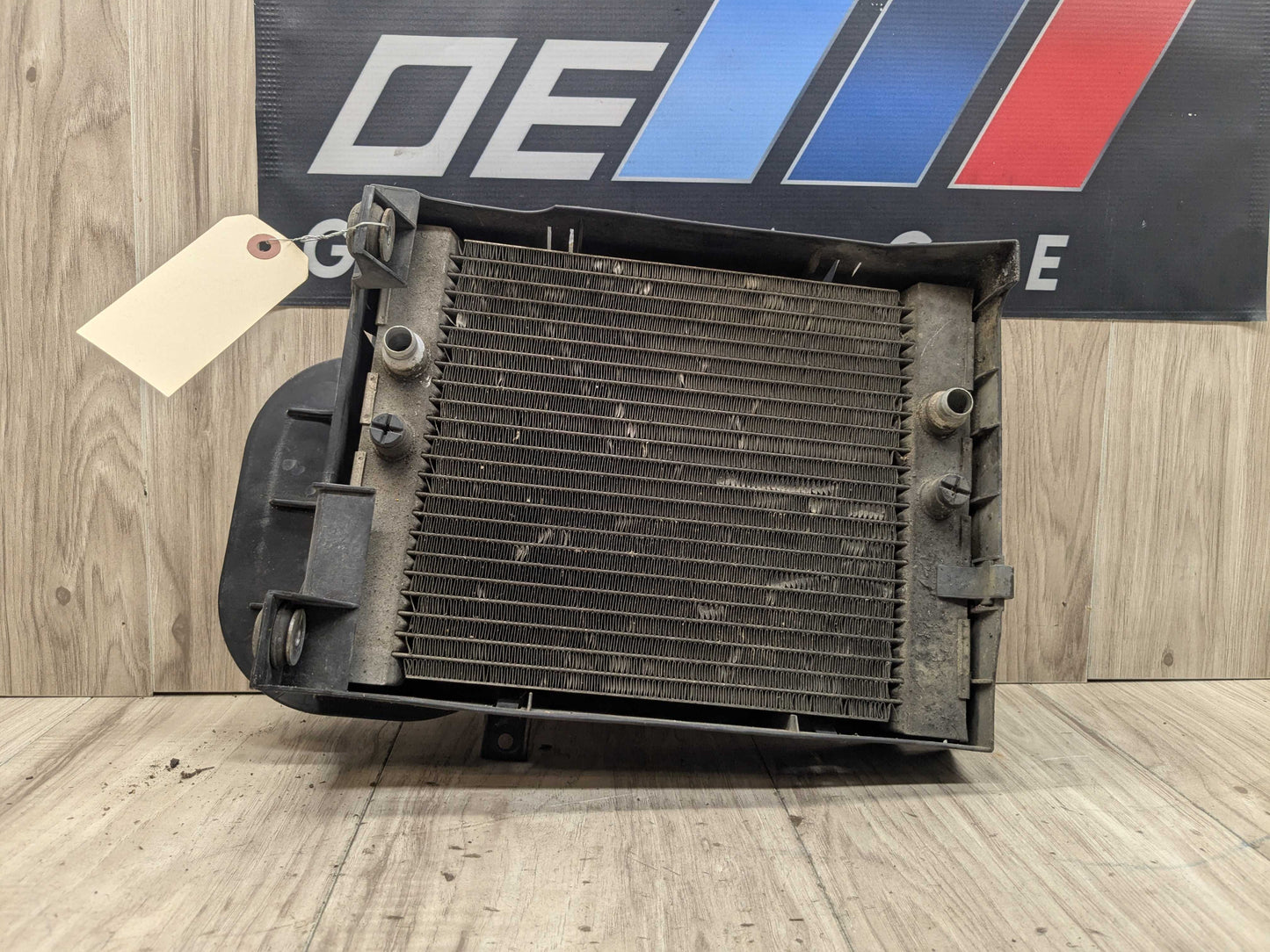 10-14 OEM BMW E70 E71 X5M X6M S63 Left Driver Radiator Auxiliary Water Coolant