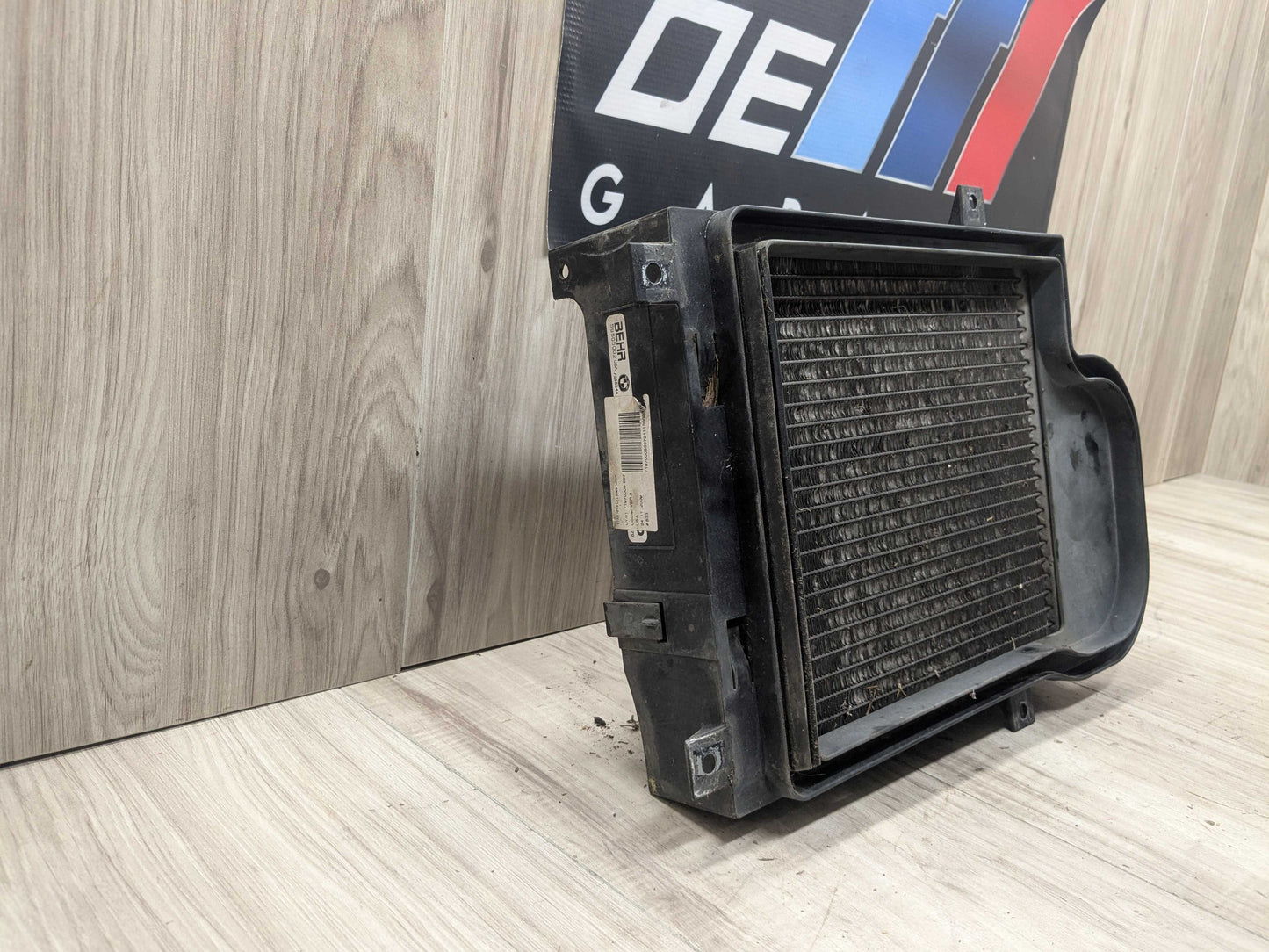 10-14 OEM BMW E70 E71 X5M X6M S63 Left Driver Radiator Auxiliary Water Coolant