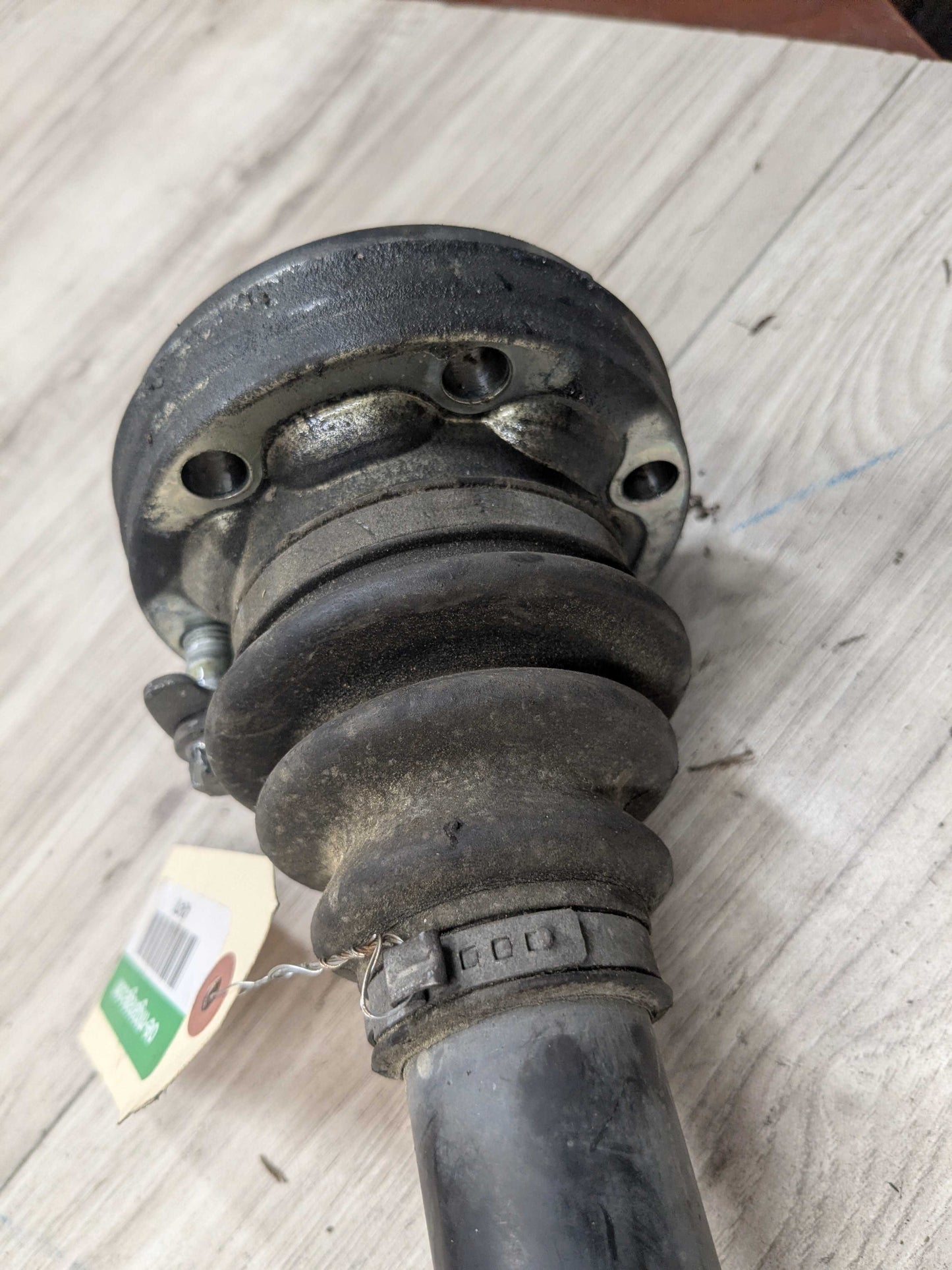 10-14 OEM BMW E70 E71 X5M X6M REAR Left or Right Side Output Half Shaft CV Axle