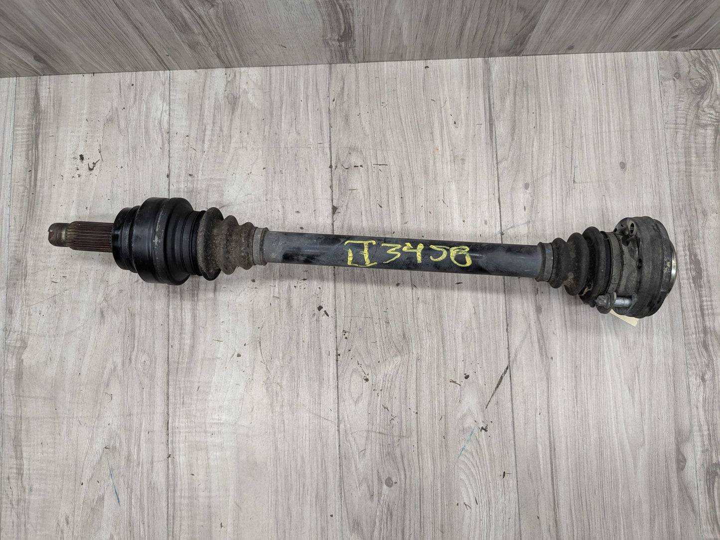 10-14 OEM BMW E70 E71 X5M X6M REAR Left or Right Side Output Half Shaft CV Axle