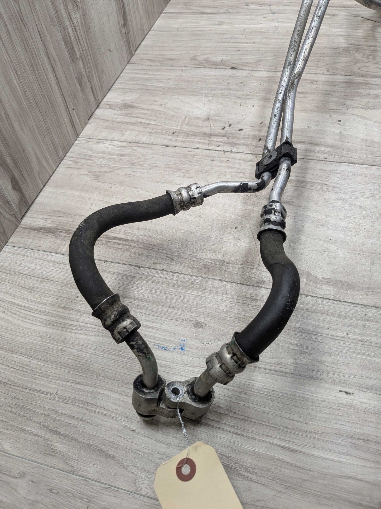 10-14 OEM BMW E70 E71 X5M X6M Engine S63 Transmission Oil Cooler Hose Pipe Lines
