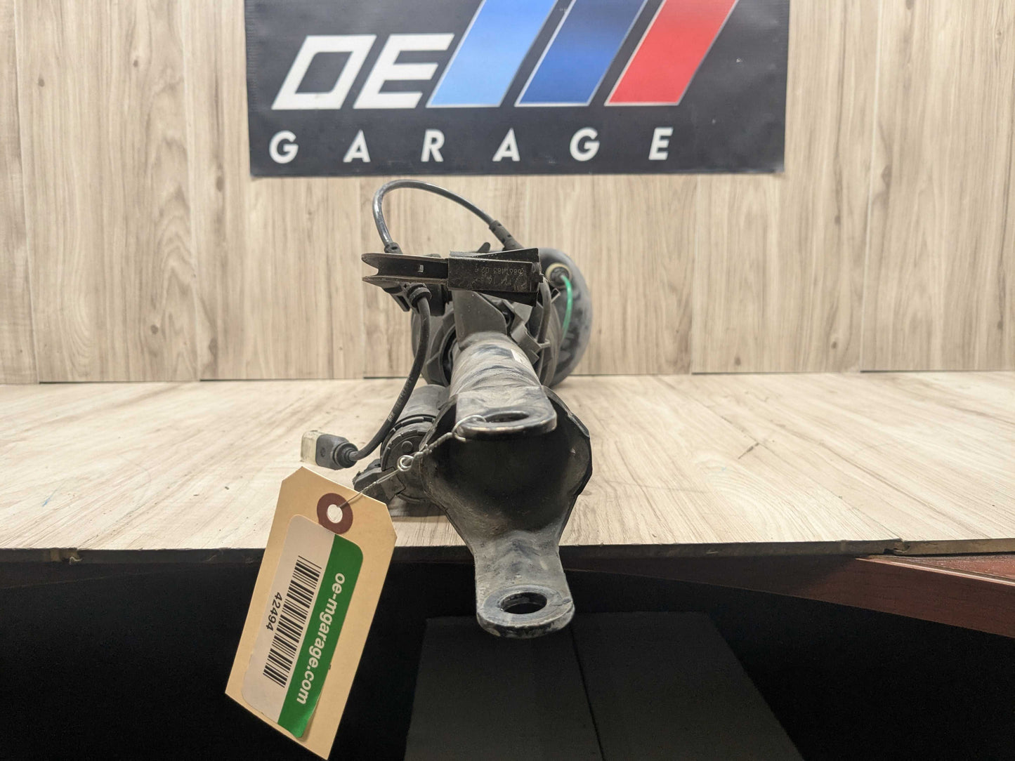 *16-22 OEM BMW G11 G12 740i RWD FRONT Left Driver Air Suspension Shock Absorber