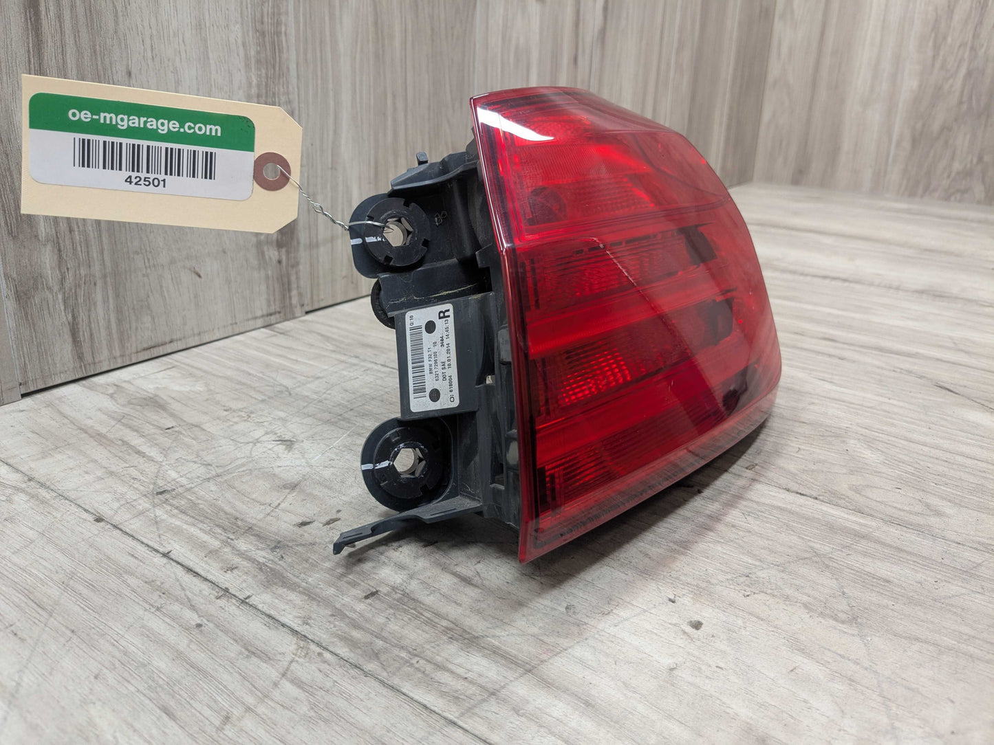 14-17 OEM BMW F32 F33 F36 F82 F83 M4 Rear Right Passenger Outer Tail Light Lamp