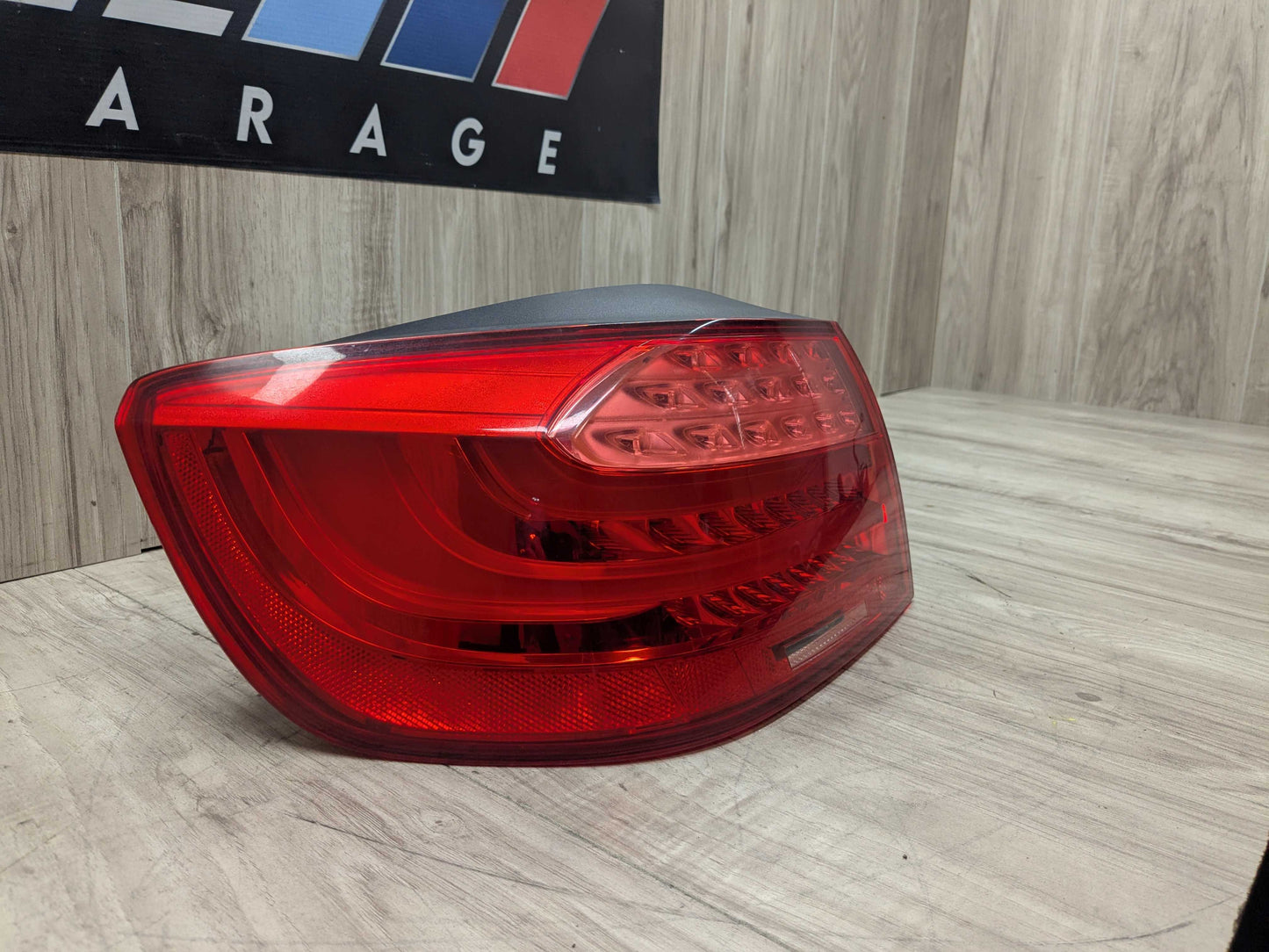 11-13 BMW OEM E93 328 335 M3 LCI Convertible Rear Left Driver Outer Tail Light
