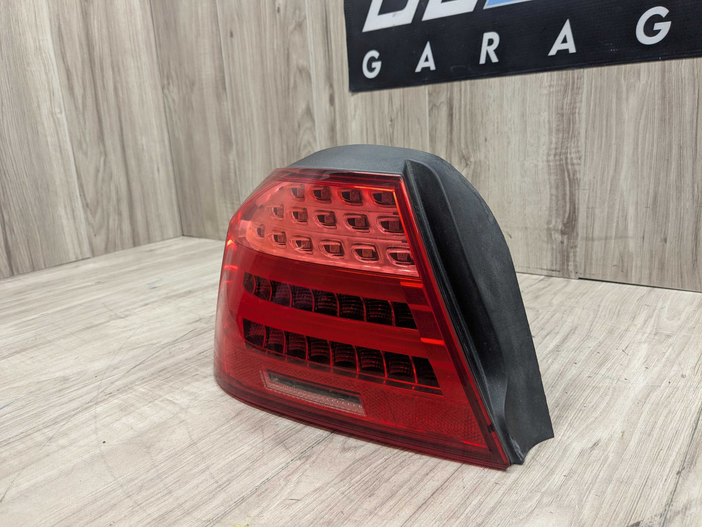 11-13 BMW OEM E93 328 335 M3 LCI Convertible Rear Left Driver Outer Tail Light