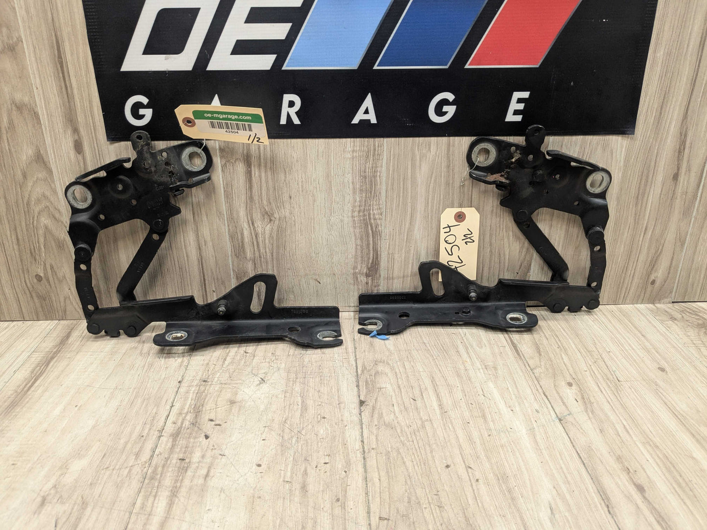 OEM BMW F22 F23 F30 F32 F33 F36 F80 F82 F83 F87 Left Right Side Hood Hinges PAIR