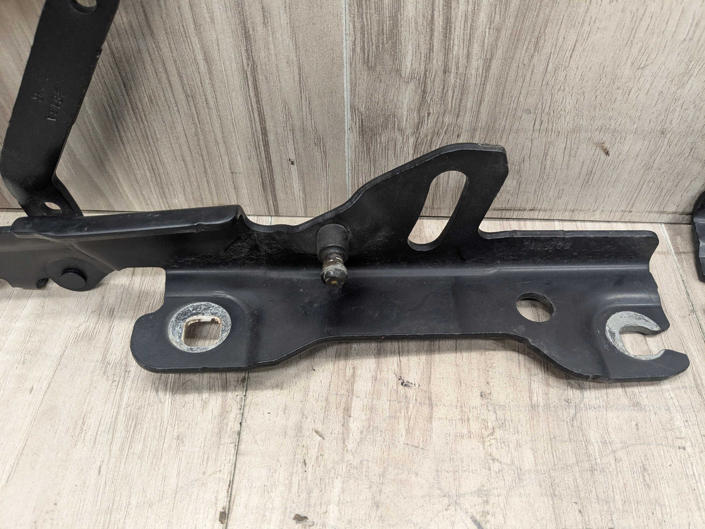 OEM BMW F22 F23 F30 F32 F33 F36 F80 F82 F83 F87 Left Right Side Hood Hinges PAIR